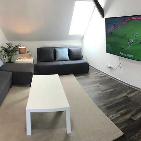 Apartman 3Kk 80 M2 S Virivkou A Saunou Jihlava Exterior photo